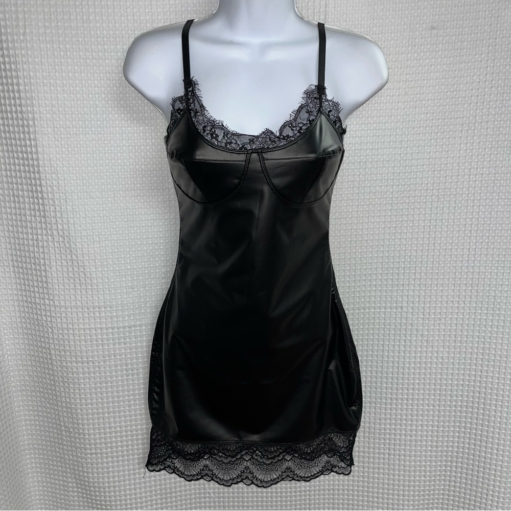Movwin ladies built in shapewear faux leather bodycon dress size medium